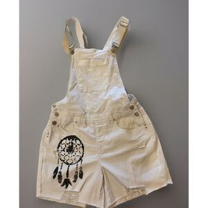 YMI‎ Curvy Fit White Distressed Shortalls W/Dream Catcher Women's 9/29